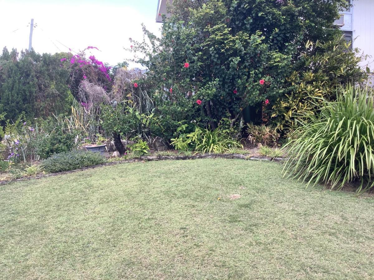 Studio Apartment With Seaview Airlie Beach Exterior photo