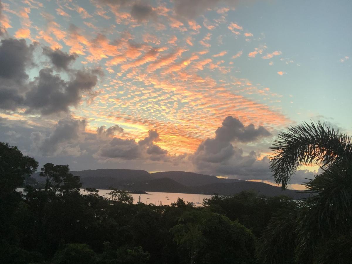 Studio Apartment With Seaview Airlie Beach Exterior photo